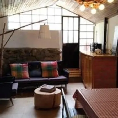 Casa Do Vale - Douro, De Campo Com Piscina Privada, 4 Quartos De Casal 펜션 Vilar de Macada