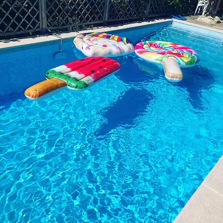 펜션 Casa Do Vale - Douro, De Campo Com Piscina Privada, 4 Quartos De Casal *