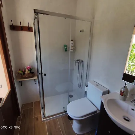 펜션 Casa Do Vale - Douro, De Campo Com Piscina Privada, 4 Quartos De Casal *