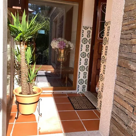 Casa Do Vale - Douro, De Campo Com Piscina Privada, 4 Quartos De Casal 펜션 Vilar de Macada